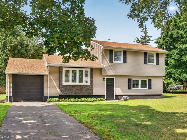 1921 MOUNTAIN DRIVE, MILLVILLE, NJ 08332