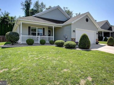13 COLONIAL COURT, SHIPPENSBURG, PA 17257