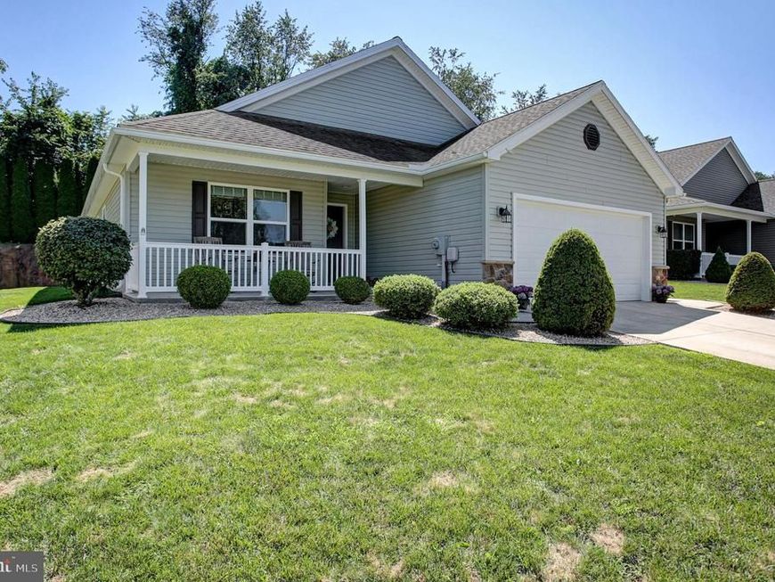 13 Colonial Court, Shippensburg, PA 17257 Main Photo