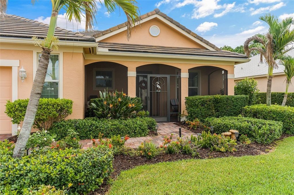 391 11th Square Sw, Vero Beach, FL 32962 Photo