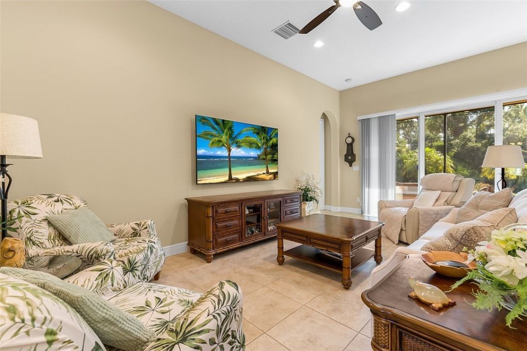 391 11th Square Sw, Vero Beach, FL 32962 Photo