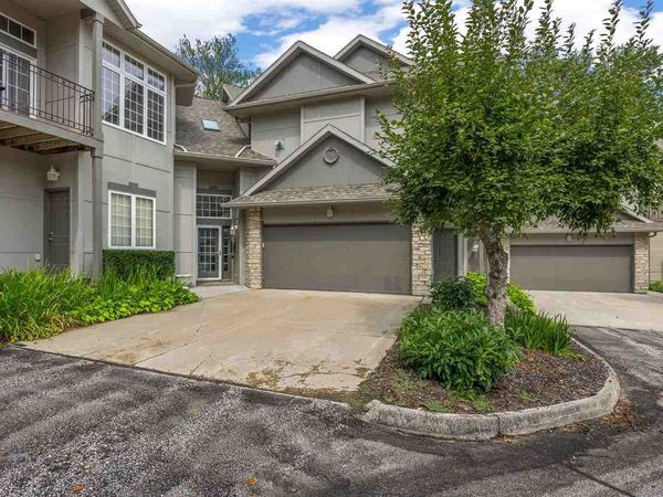 265 Holiday Rd, Unit 3, Coralville, IA 52241