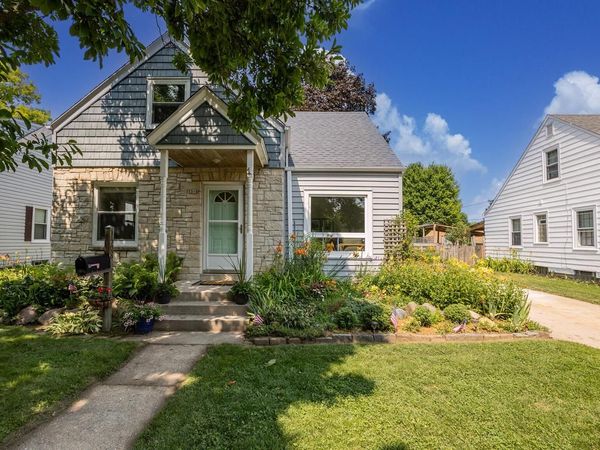 1508 E Tripoli AVENUE, Milwaukee, WI 53207