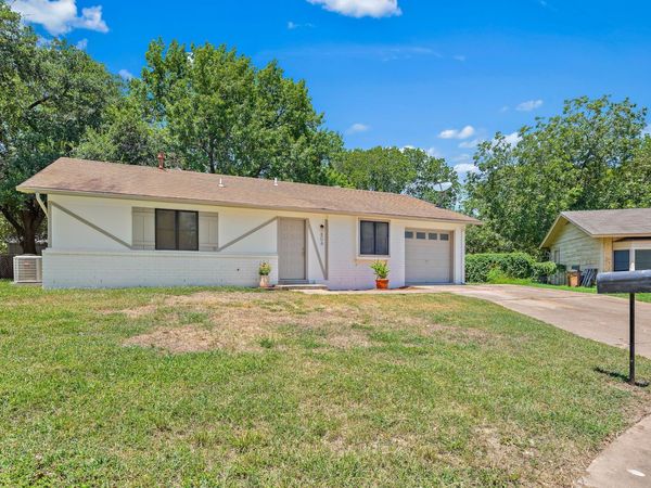 806 Easy Day CV, Austin, TX 78745