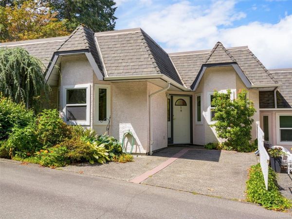 930 Josephine Rd , Unit #5, Central Saanich, BC V8M 1B3