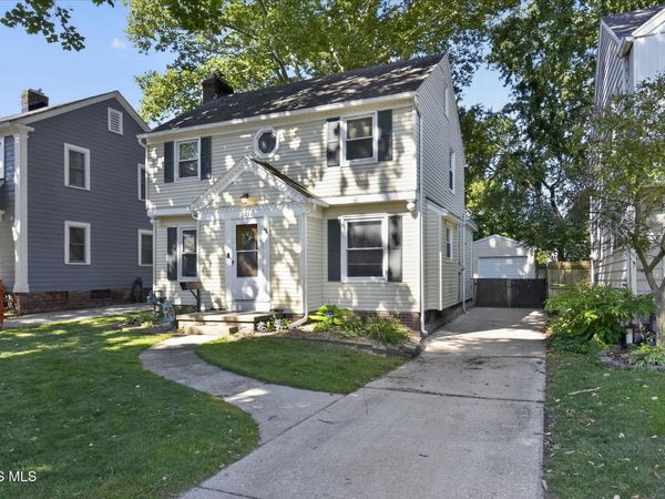 3831 Bowen Road , Toledo, OH 43613