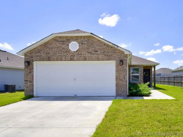 11532 S 277th East Avenue , Coweta, OK 74429