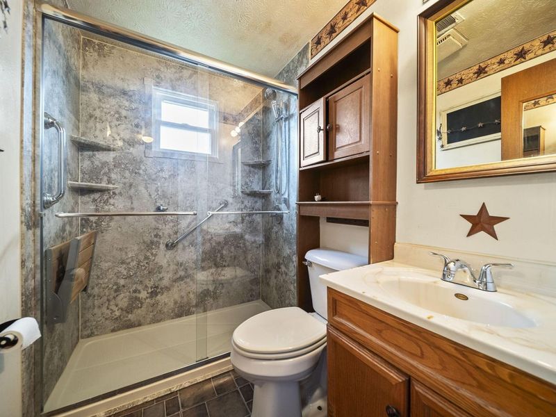 839 Bradwell Drive , Columbus, OH 43207 Photo 28