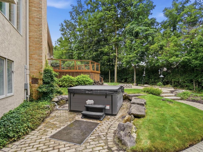660 Broadsworth Court , Powell, OH 43065 Photo 77