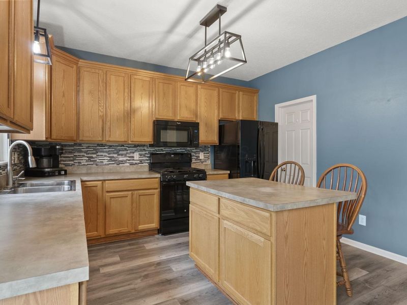 4766 Heath Trails Road , Hilliard, OH 43026 Photo 4