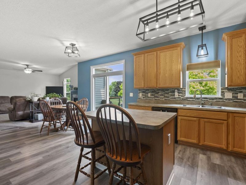 4766 Heath Trails Road , Hilliard, OH 43026 Photo 6