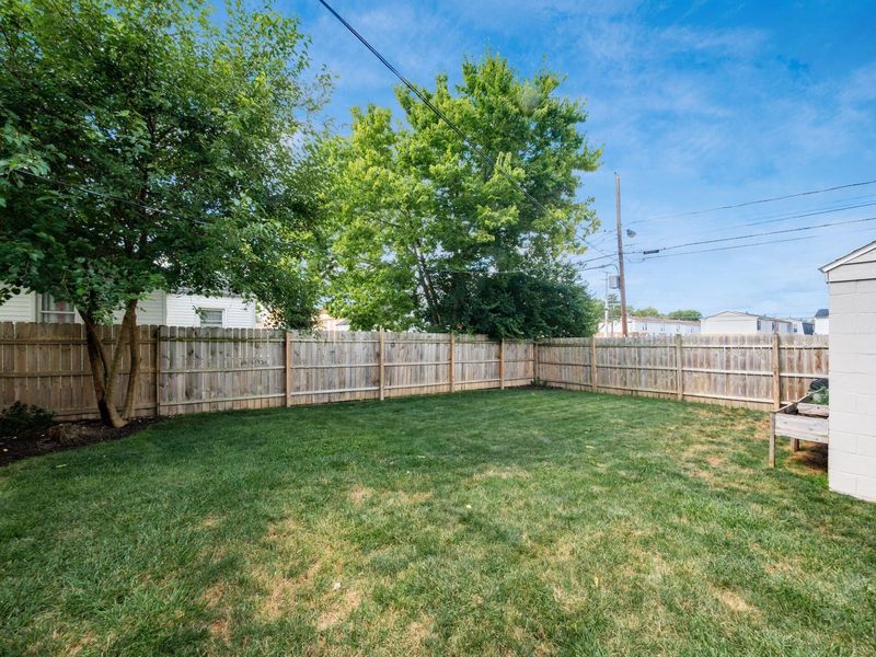 233 Demorest Road, Columbus, OH 43204 Photo 27
