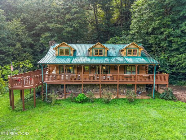 813 Steer Creek Rd, Tellico Plains, TN 37385