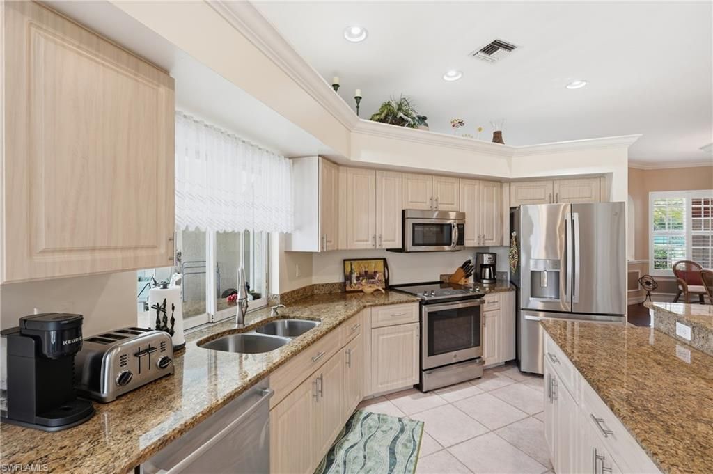 8861 Creek Run Dr , Bonita Springs, FL 34135 Photo