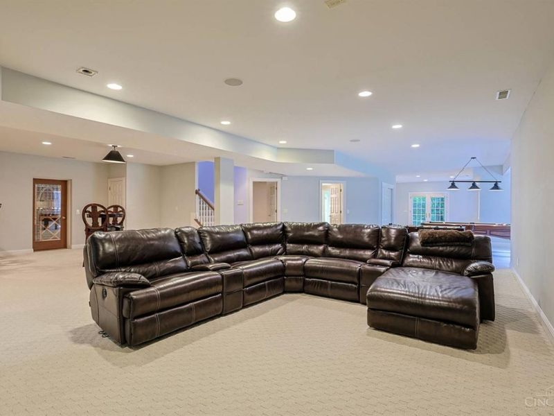 6655 Alberly Lane, Cincinnati, OH 45243 Photo 45