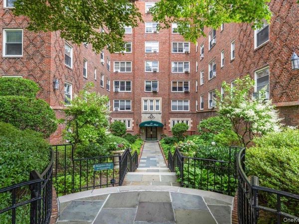 250 Bronxville Road, Unit 4H, Bronxville, NY 10708
