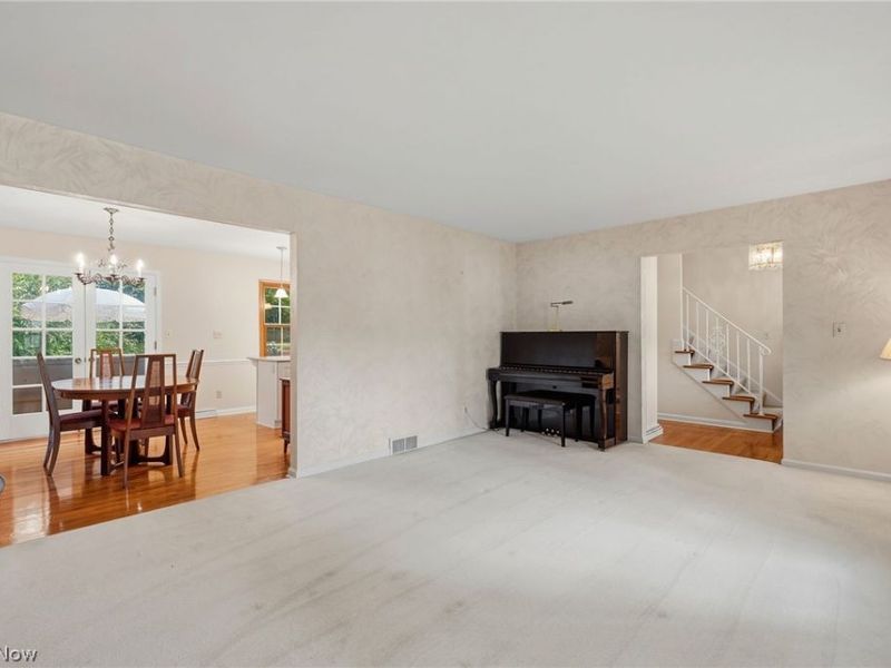 2393 Woodpark Road, Fairlawn, OH 44333 Photo 4