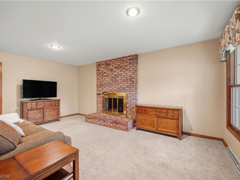 2393 Woodpark Road, Fairlawn, OH 44333 Photo 5