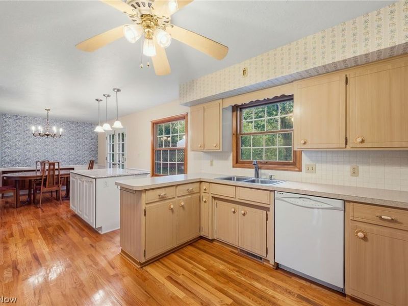 2393 Woodpark Road, Fairlawn, OH 44333 Photo 7