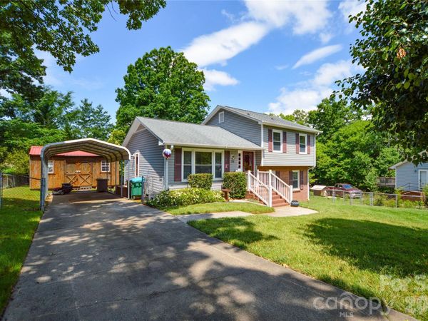 518 Vinecrest Drive, Matthews, NC 28105