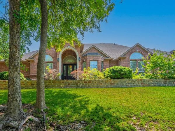 6420 Shady Oaks Lane , Midlothian, TX 76065