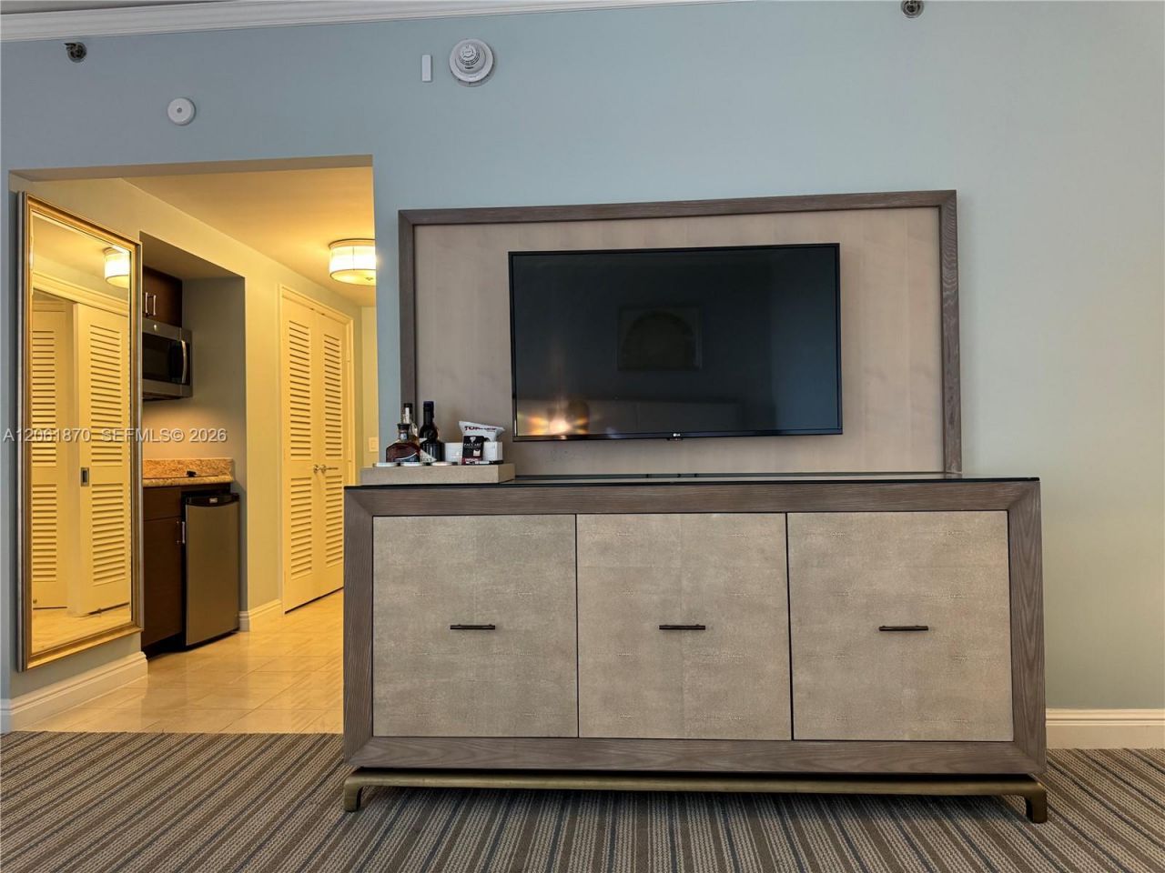 455 Grand Bay Dr , Unit 717, Key Biscayne, FL 33149 Photo