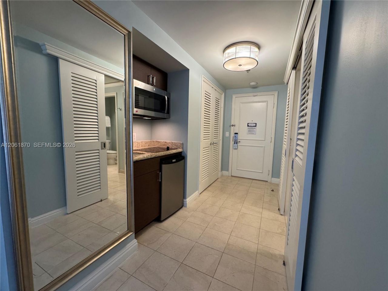 455 Grand Bay Dr , Unit 717, Key Biscayne, FL 33149 Photo