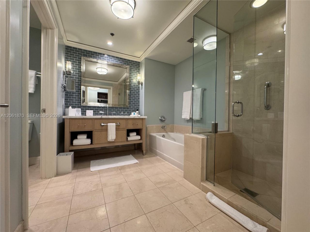 455 Grand Bay Dr , Unit 717, Key Biscayne, FL 33149 Photo
