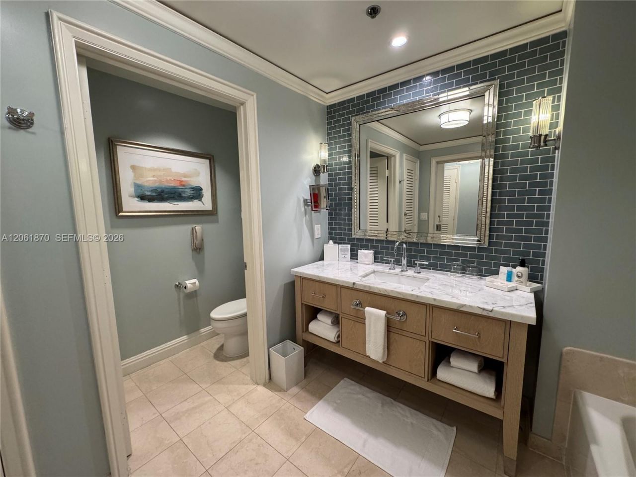 455 Grand Bay Dr , Unit 717, Key Biscayne, FL 33149 Photo
