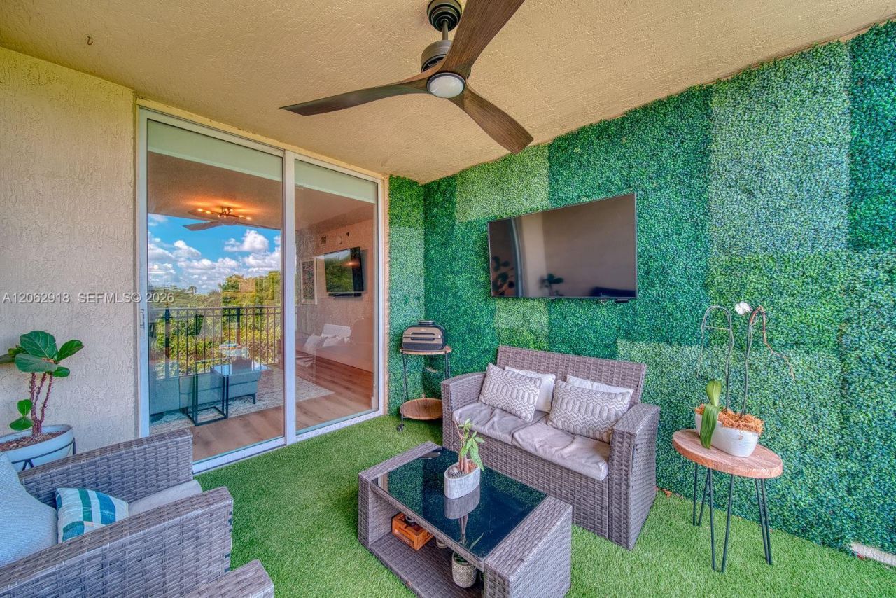 1650 Coral Way , Unit 510, Miami, FL 33145 Photo