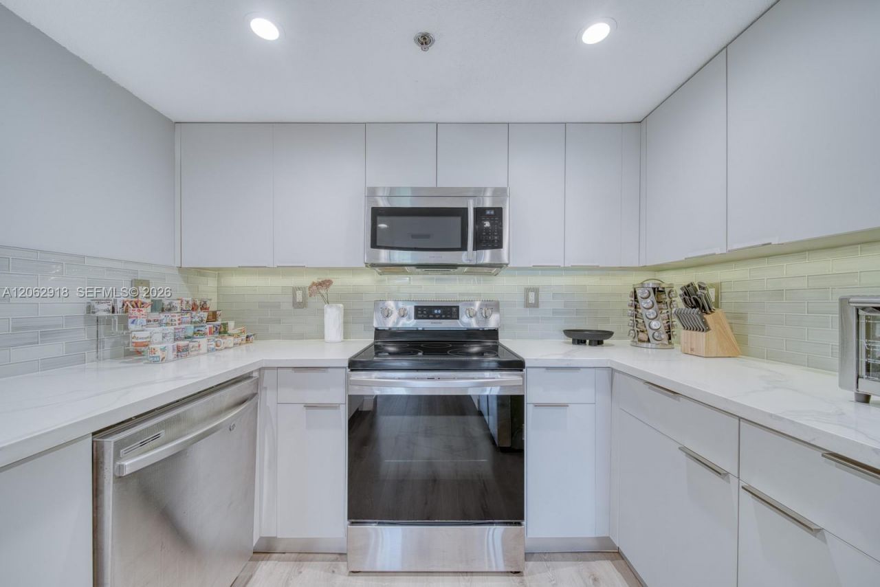 1650 Coral Way , Unit 510, Miami, FL 33145 Photo