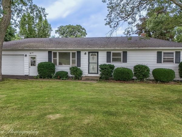 12799 Whipple Road , Sycamore, IL 60178