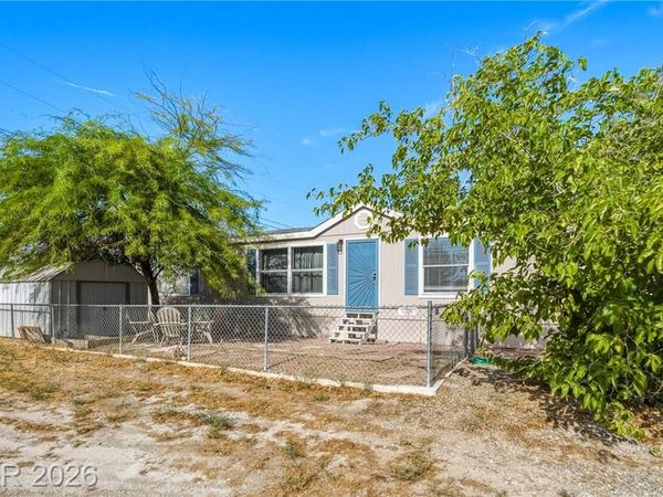 60 W Zapata Drive, Pahrump, NV 89048