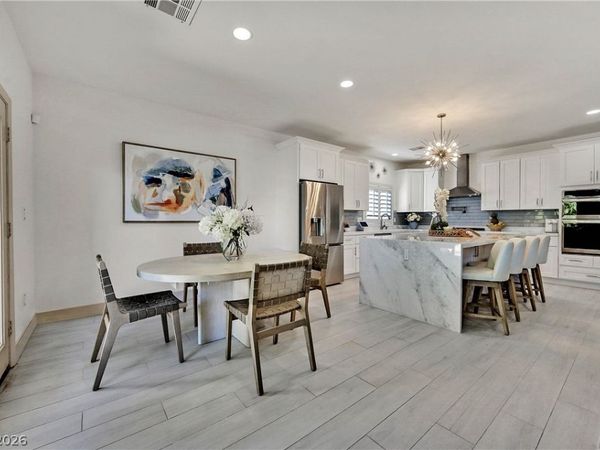 2766 Grande Valley Drive , Las Vegas, NV 89135