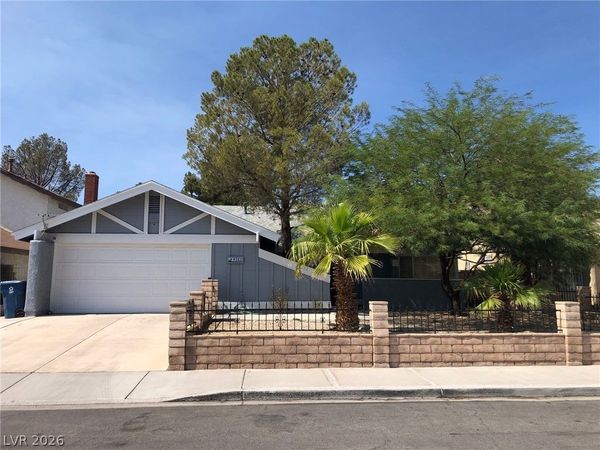 4761 Torrence Drive , Las Vegas, NV 89103