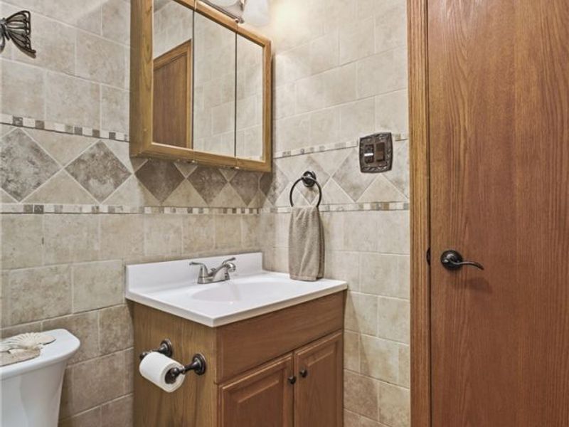407 Dorwood Drive, Alliance, OH 44601 Photo 20