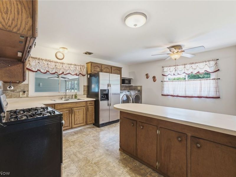 407 Dorwood Drive, Alliance, OH 44601 Photo 21