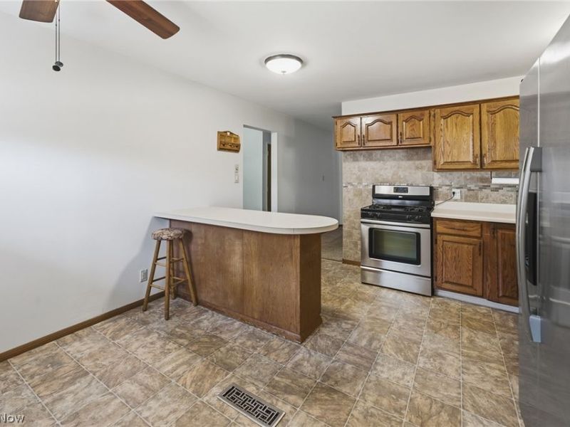 407 Dorwood Drive, Alliance, OH 44601 Photo 23