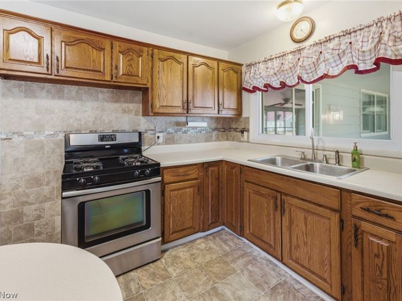 407 Dorwood Drive, Alliance, OH 44601 Photo 24