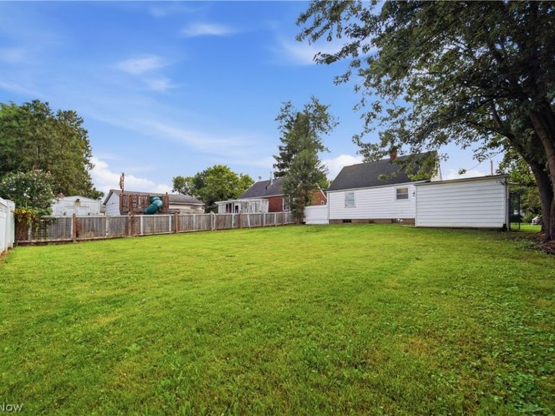 2643 Fletcher Avenue NE, Canton, OH 44705 Photo 27