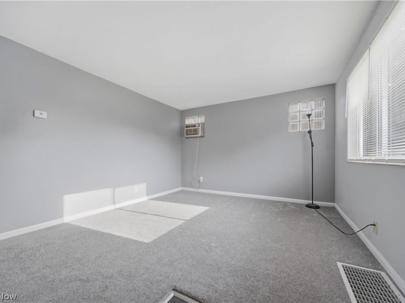 2643 Fletcher Avenue NE, Canton, OH 44705 Photo 4