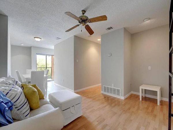 2409 Leon ST, Unit 207, Austin, TX 78705