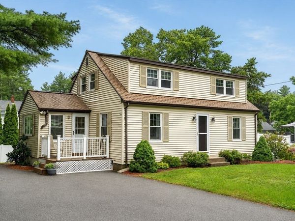 4 Oliver Street, Tewksbury, MA 01876