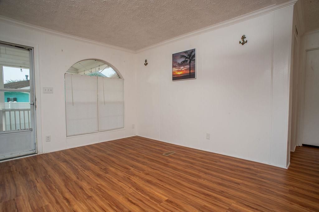 353 Misty Breeze Ln. Photo 11