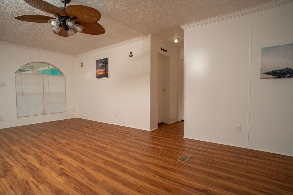 353 Misty Breeze Ln. Photo 15