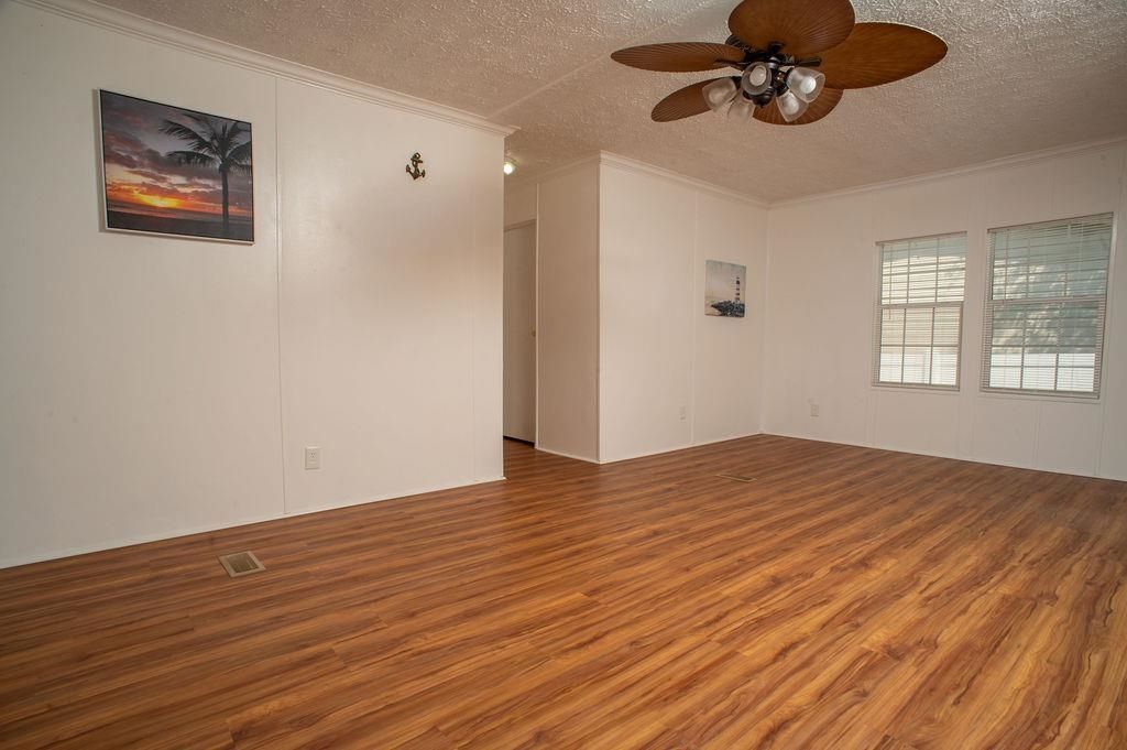 353 Misty Breeze Ln. Photo 16