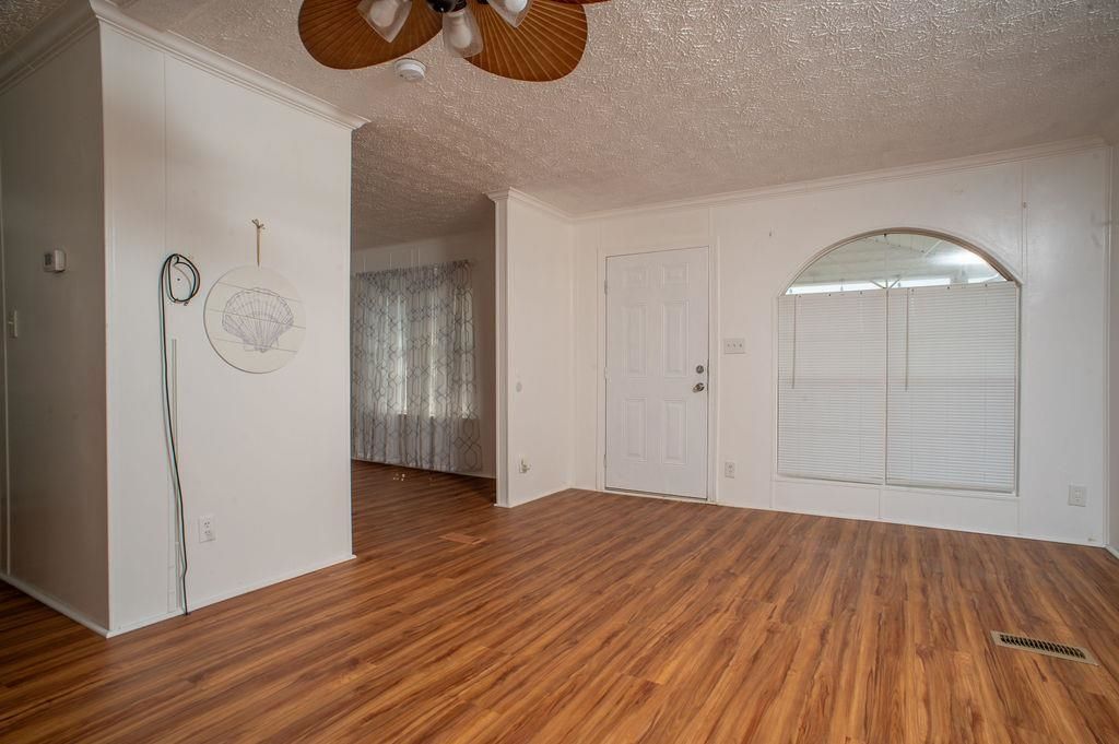 353 Misty Breeze Ln. Photo 17