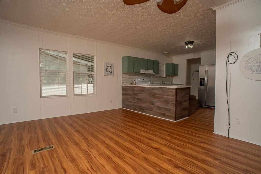 353 Misty Breeze Ln. Photo 18