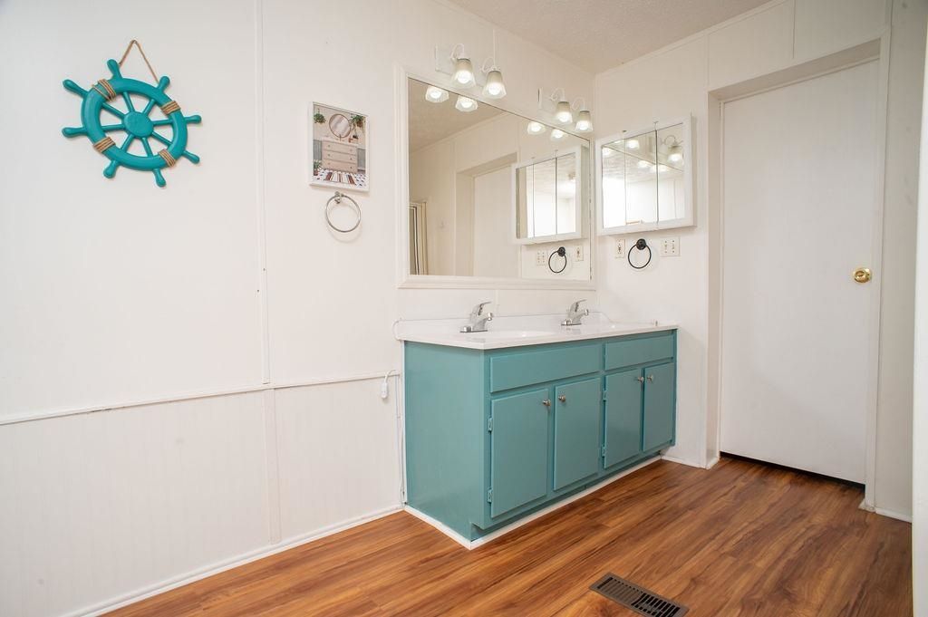 353 Misty Breeze Ln. Photo 35