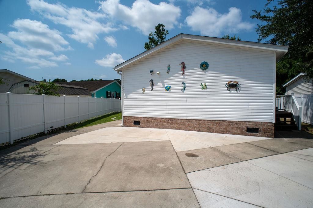 353 Misty Breeze Ln. Photo 75